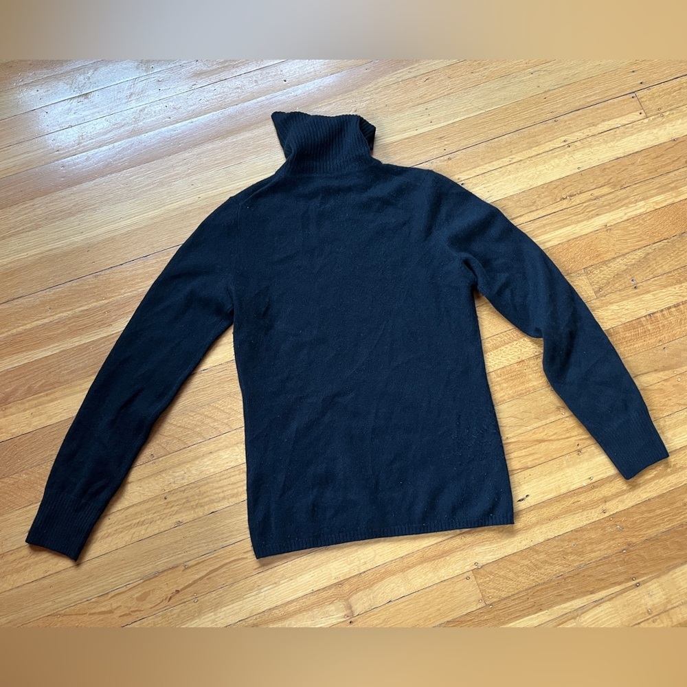 Black J. Crew turtleneck cashmere sweater S preppy basic punk classic warm soft